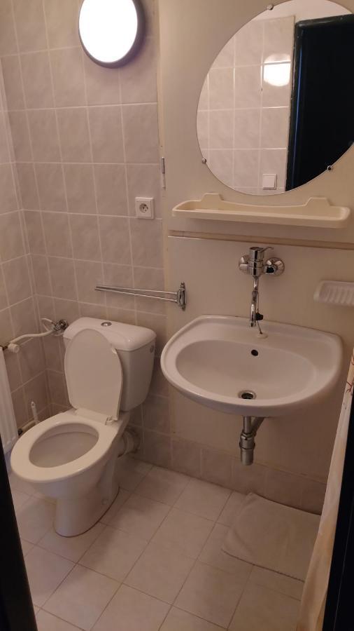 Hotel Apollo Valasske Mezirici Luaran gambar